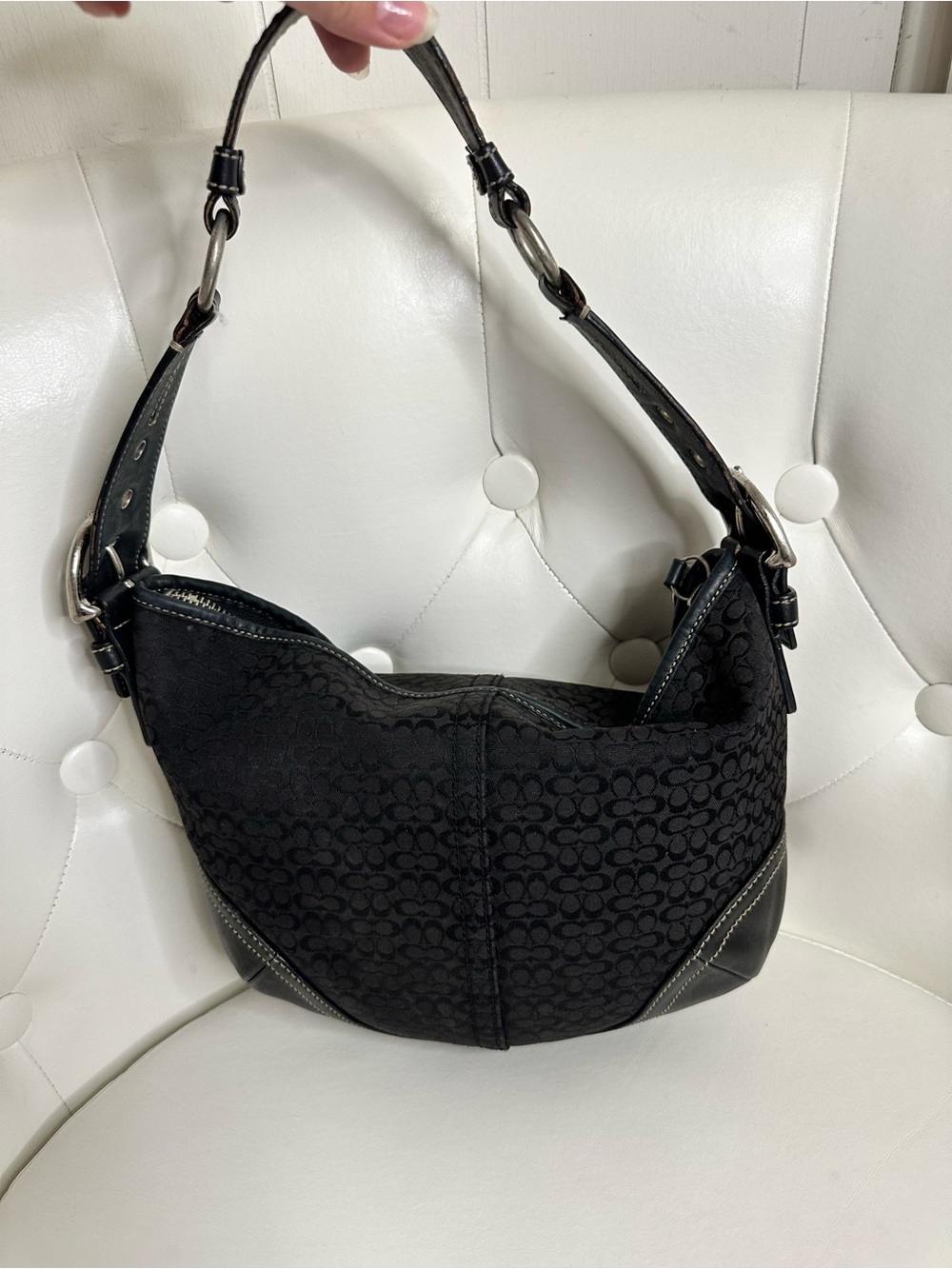 Coach Black Signature Jacquard Shoulder Bag - Picture 2 of 8